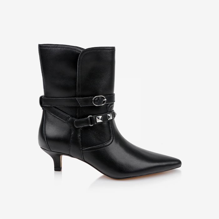 Black leather ankle boot - Main View
