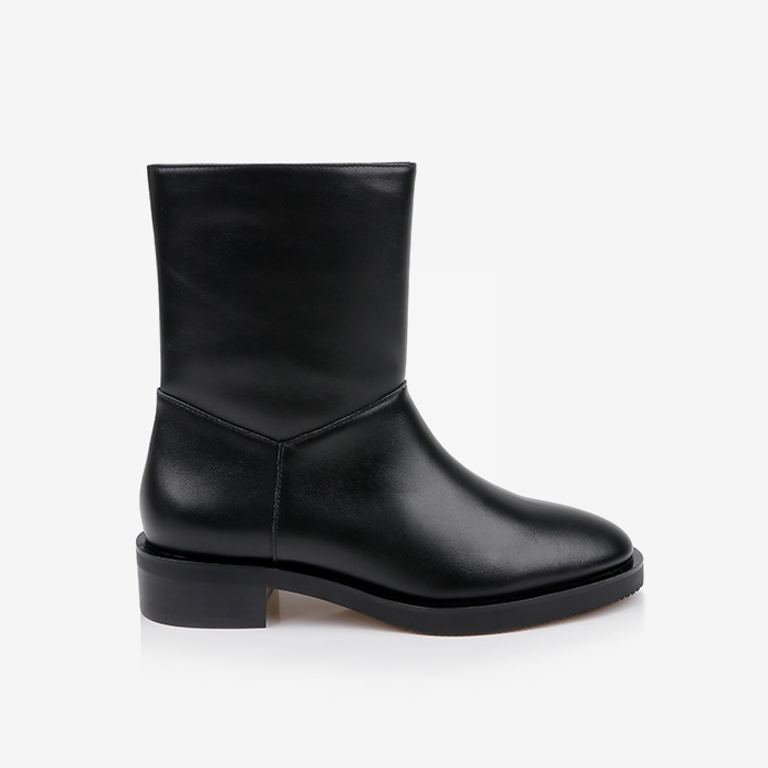 Black leather high ankle boot - Main View