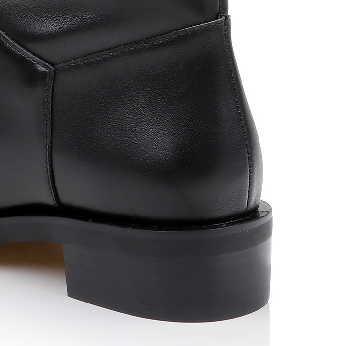 Black leather high ankle boot - Detail View