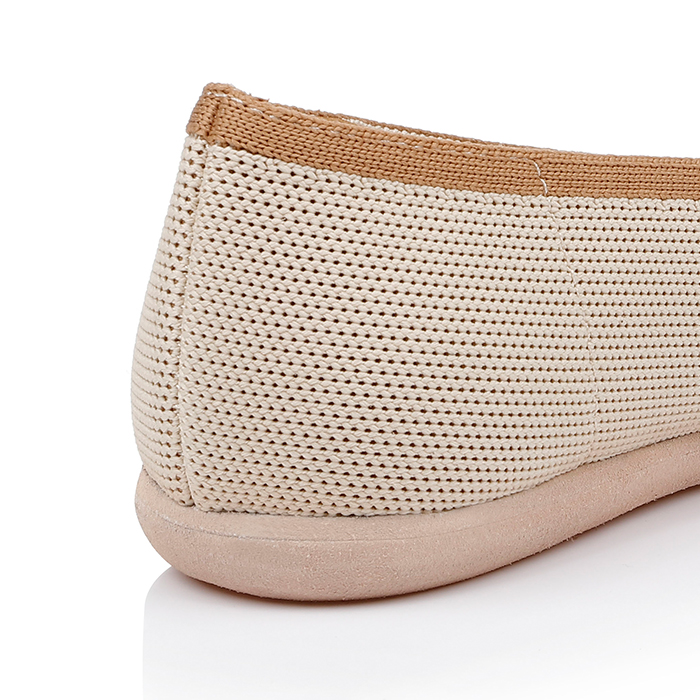 Cream Flyknit Pump - Detail View