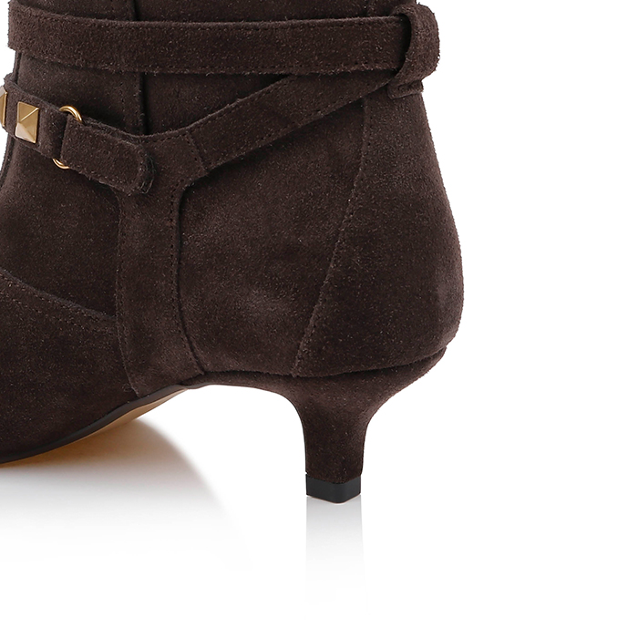 Dark brown leather ankle boot - Detail View