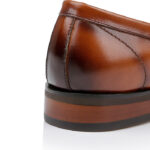 Donovan - Detail View