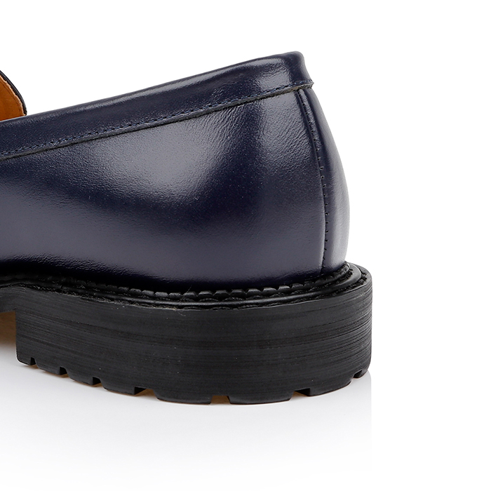 Victor - Detail View