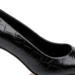 Black Middle Heel Pump - Angle View