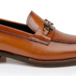 Donovan - Angle View