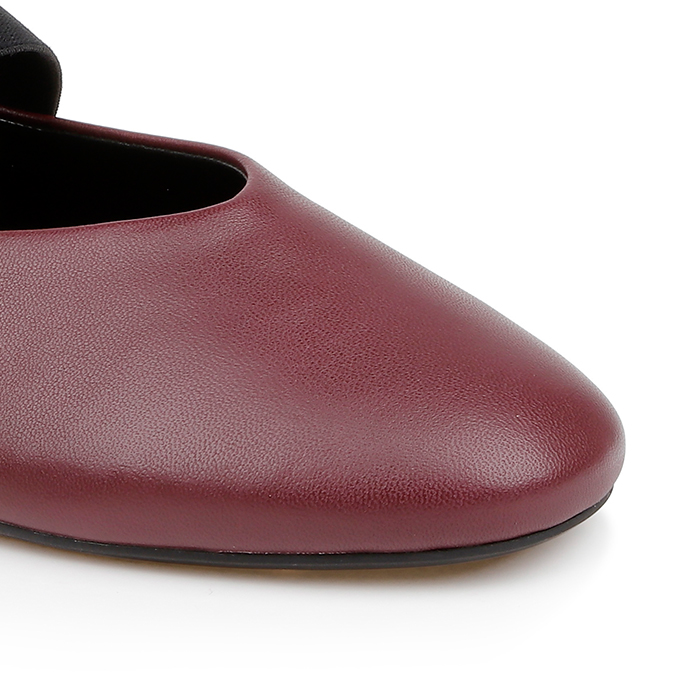 Burgundy Flat With Wide Elastic Band - Close-up View
