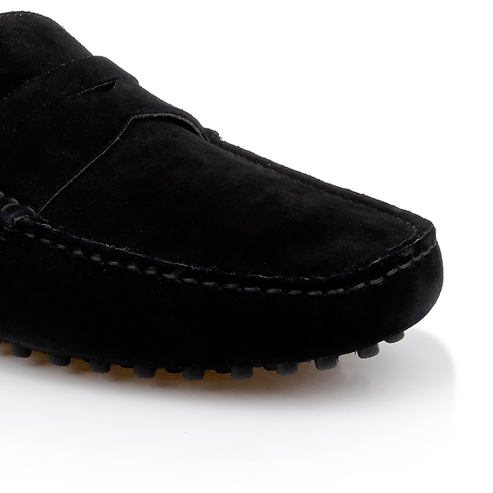 Declan - Close-up View