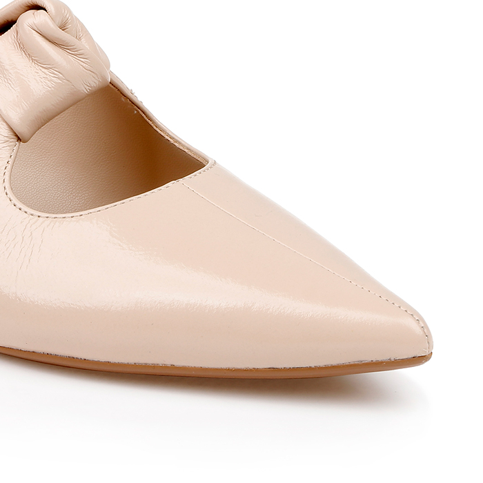 Nude Wrinkle Patent Kid Leather Flat - Close-up View